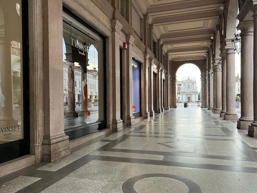 Colpo di scena, d'estate fa caldo. Eppure il sistema elettrico non è preparato e salta, proteste per il blackout del fine settimana a Torino