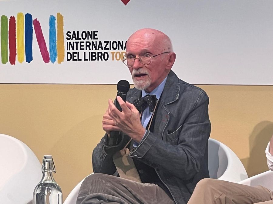 L'oncologo Berrino al Salone del Libro: ecco cosa mangiare (e soprattutto non mangiare) per  fermare il tempo biologico e stare in salute