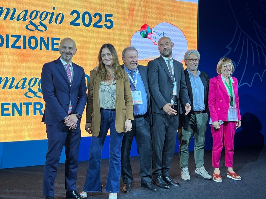 222.000 visitatori per Vita immaginaria. Il Salone del Libro torna il 15 Maggio 2025 222.000 visitatori per Vita immaginaria. Il Salone del Libro torna il 15 Maggio 2025