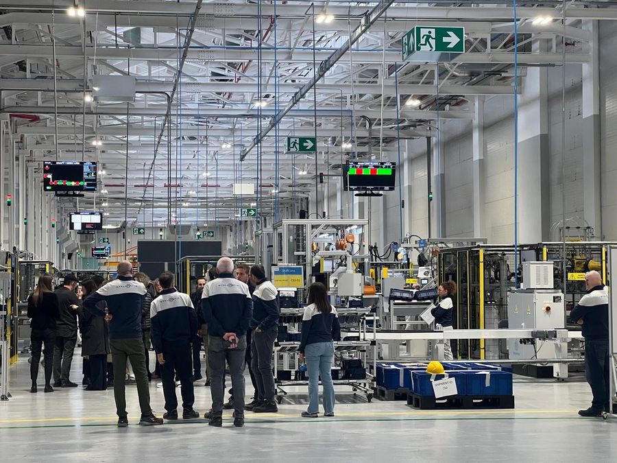 Auto elettrica, la Cina è vicina (a Torino): alla Mopar di Rivalta i pezzi di ricambio delle Leapmotor