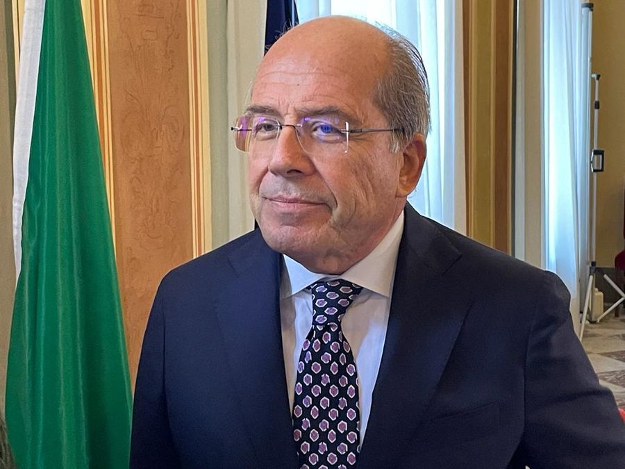 Raffaele Ruberto nuovo prefetto di Torino sulle manifestazioni di piazza: non si può dire è tutto bianco o tutto nero, bisogna coniugare le ragioni di tutti Raffaele Ruberto nuovo prefetto di Torino sulle manifestazioni di piazza: non si può dire è tutto bianco o tutto nero, bisogna coniugare le ragioni di tutti