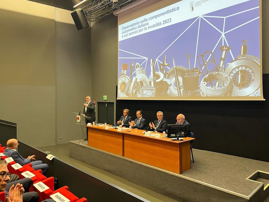 Automotive, la componentistica italiana tiene ma i cinesi fanno paura Automotive, la componentistica italiana tiene ma i cinesi fanno paura