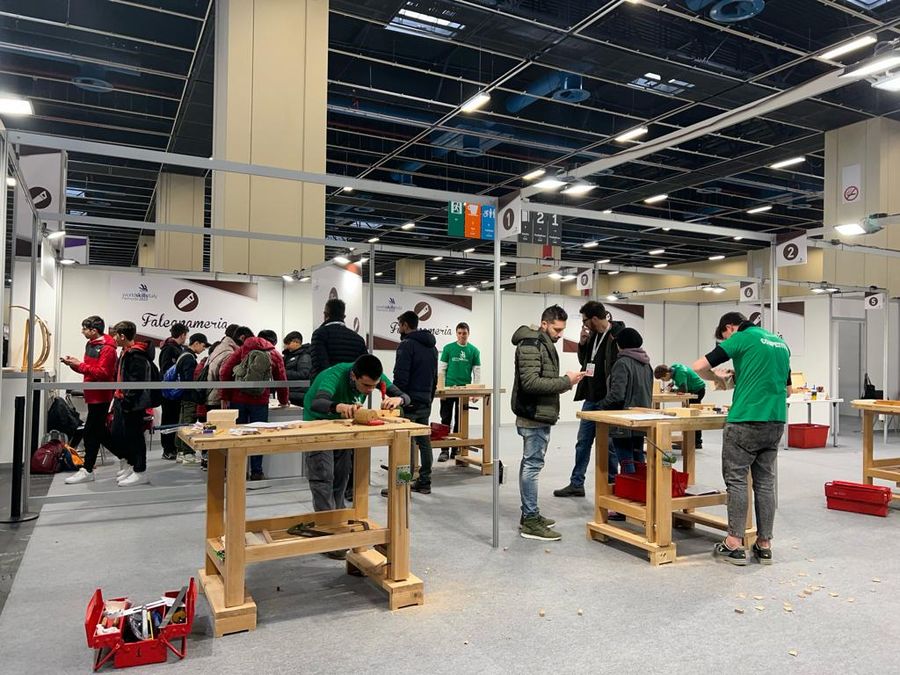 Lavoro, stabilizzazioni: un contratto a tempo indeterminato su 10 è stato firmato in Piemonte