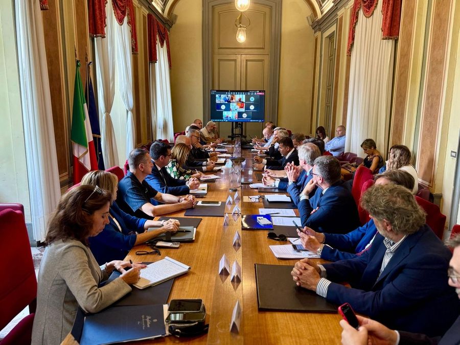 Torino-Lione, legalità, sicurezza e sostegno alle imprese e ai lavoratori Torino-Lione, legalità, sicurezza e sostegno alle imprese e ai lavoratori