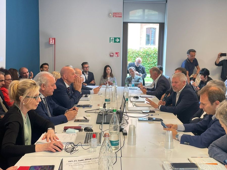 Contratti, rinnovato con CNHI, Ferrari, Iveco e Stellantis il biennio economico