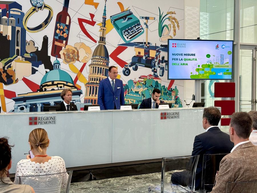 Il Piemonte evita il blocco dei diesel Euro 5 grazie alle compensazioni Il Piemonte evita il blocco dei diesel Euro 5 grazie alle compensazioni