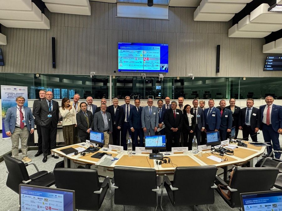 Il Piemonte guida la strategia europea dei semiconduttori, produzione raddoppiata entro il 2030