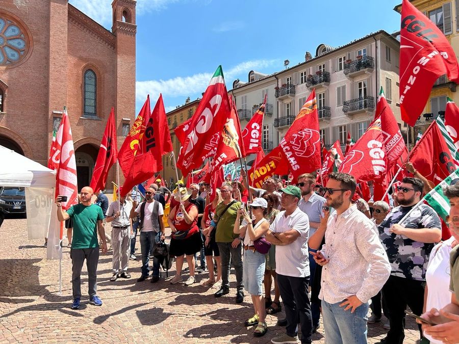Caporalato in Piemonte, Airaudo: “Basta ipocrisie, non è un problema di mele marce ma di sistema” Caporalato in Piemonte, Airaudo: “Basta ipocrisie, non è un problema di mele marce ma di sistema”