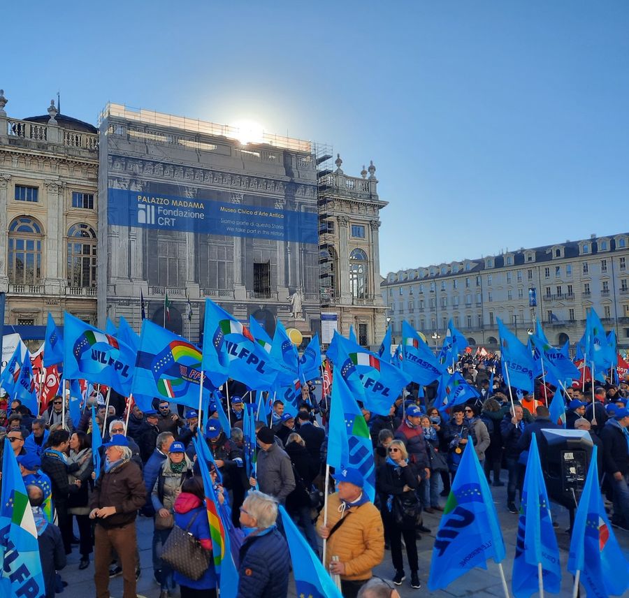 Record di iscritti per la UIL, in Piemonte raggiunte le 159.829 tessere Record di iscritti per la UIL, in Piemonte raggiunte le 159.829 tessere