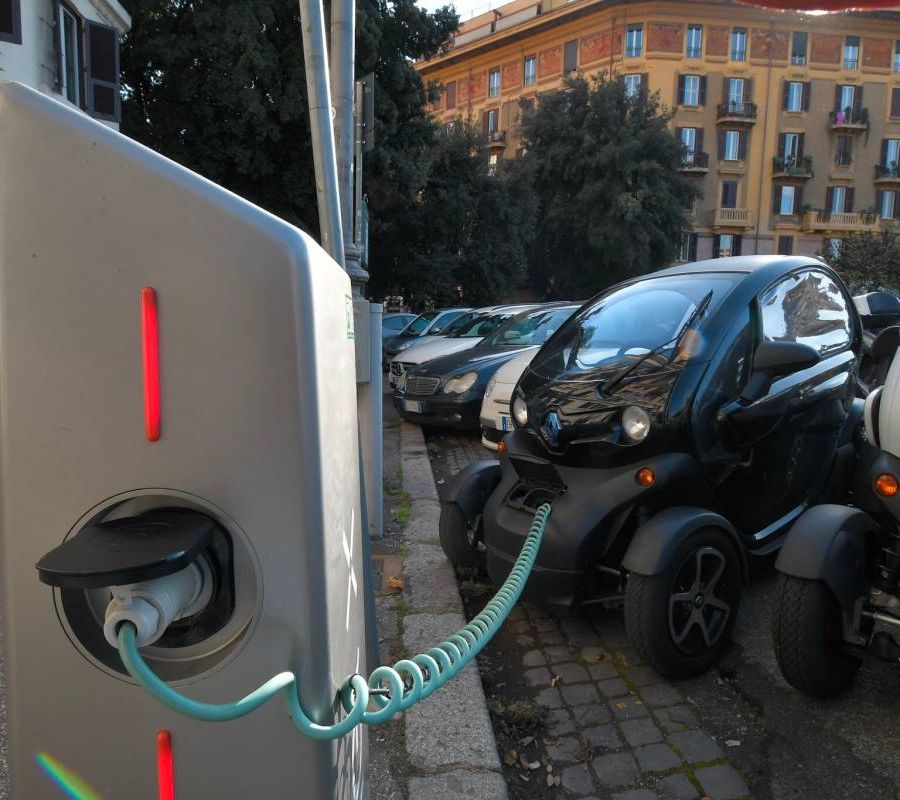 Torino, l’industria, l’ auto e la transizione ecologica: quali opportunità per la città? Tavola rotonda presso la Cgil di Torino [video]