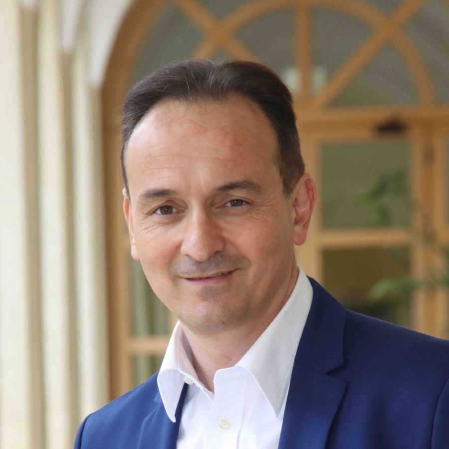 Piemonte, Cirio: “Il Piemonte riparte con fiducia e cautela perchè vogliamo aprire tutto ma per sempre”