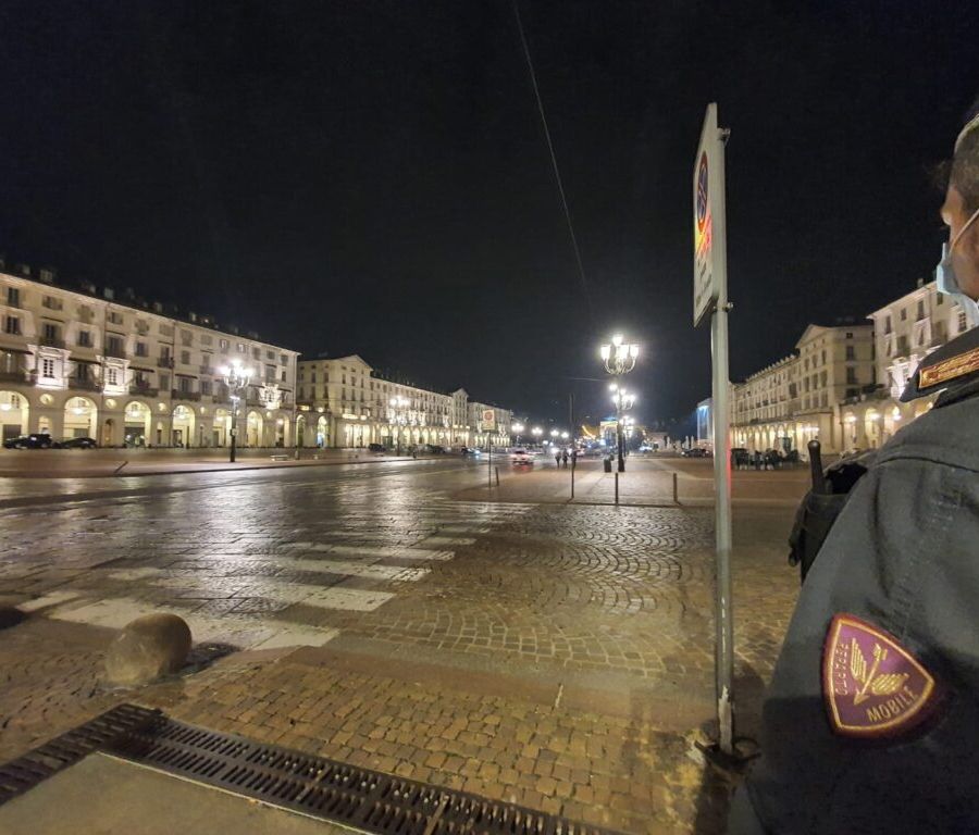 La Regione: nessuna ordinanza di coprifuoco in Piemonte
