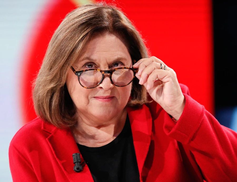 Alla Rai, più che le dipartite, dovrebbe stupire che certe persone siano rimaste per anni inamovibili. Di Lorenza Morello*