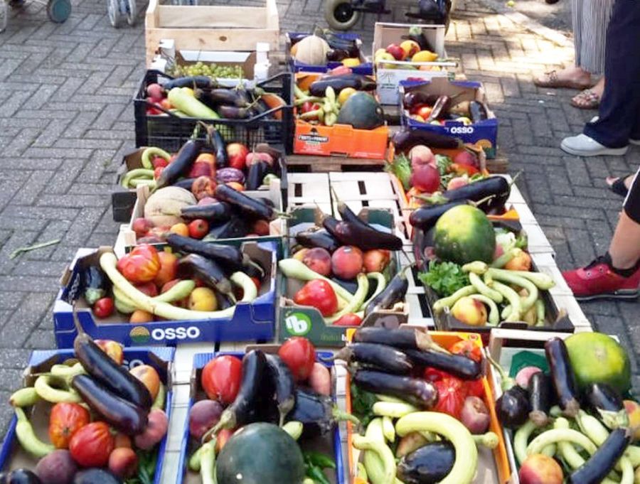 Ad agosto prosegue la distribuzione del cibo recuperato nei mercati torinesi