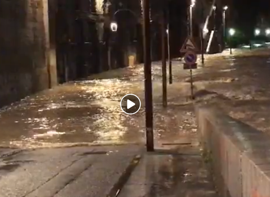 Situazione del fiume Po ai Murazzi di Torino