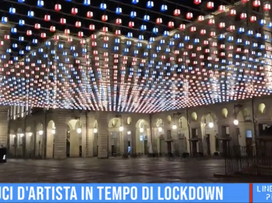 Le luci d' artista di Torino quest' anno iniziano col coprifuoco alle 22