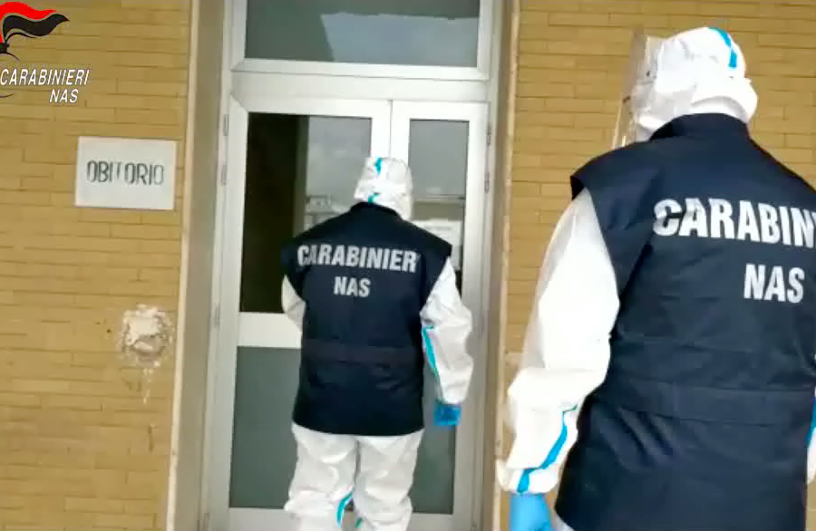 Bare abbandonate, presenza di sangue e abbandono: i Nas controllano gli obitori in tutta Italia