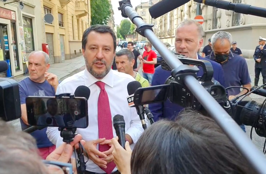 Salvini presenta il candidato del centrodestra a Torino Damilano