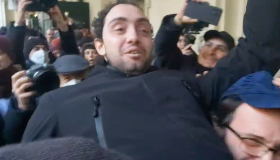 Torino, Rettorato, terminata l'occupazione. Gli studenti:è solo l'inizio [video]