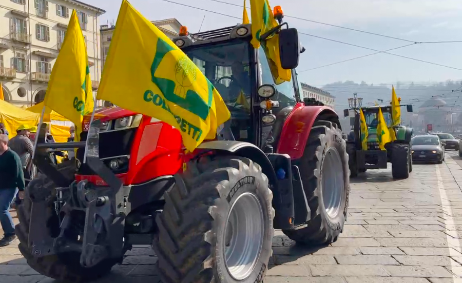 Aumenti, Coldiretti in piazza: &quot;Situazione insostenibile&quot;