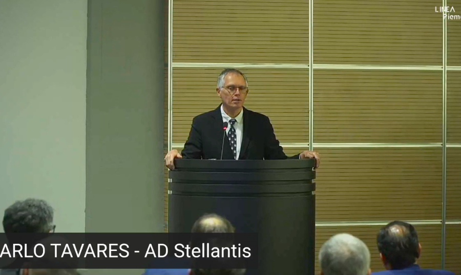 Tavares a Torino presenta l'impianto cambi elettrificati [video]