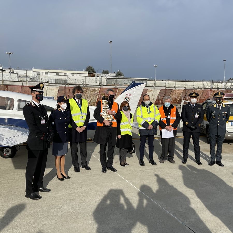 All'aeroporto di Caselle la statua della Madonna di Loreto, protettrice di aviatori e viaggiatori