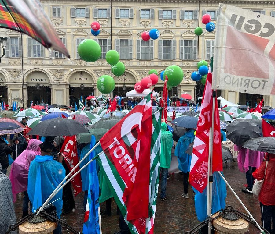1° Maggio a Torino: manifestazione per la Festa dei Lavoratori