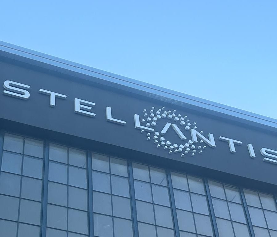 Pomigliano e veicoli industriali trainano Stellantis Italia, male il polo produttivo di Torino