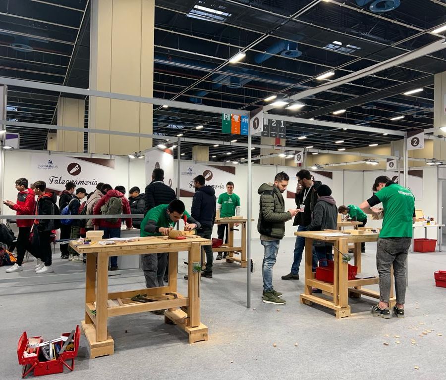 Lavoro, stabilizzazioni: un contratto a tempo indeterminato su 10 è stato firmato in Piemonte