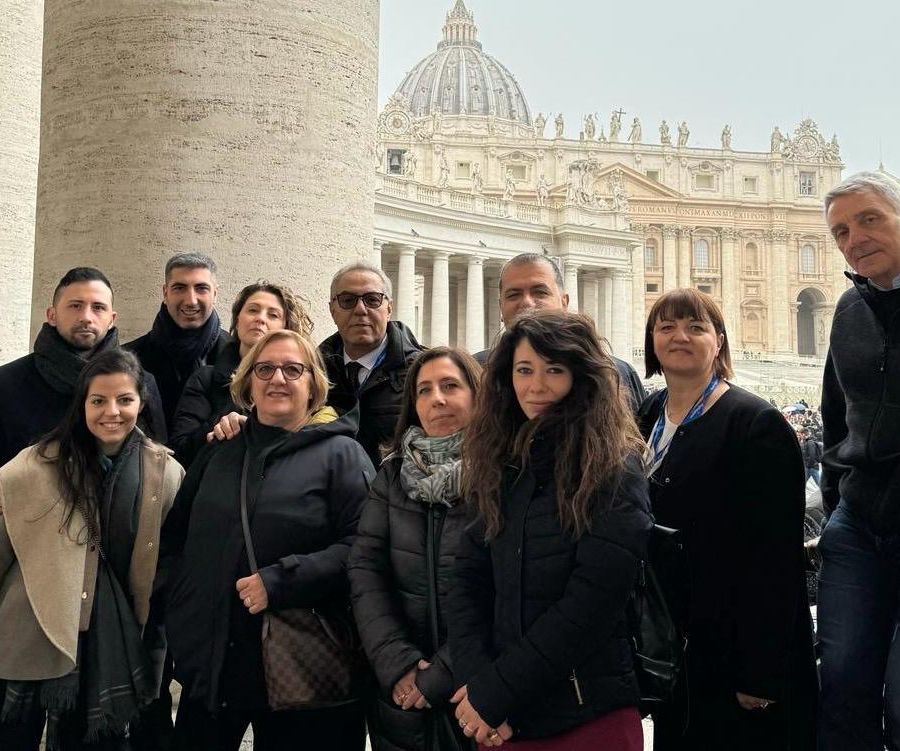 400 artigiani del Piemonte dal Papa: “Gli artigiani mettono cuore, mani e piedi, le macchine eseguono”