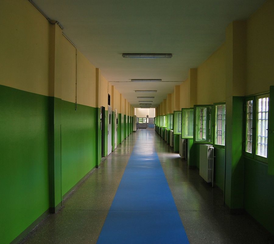 Telefonini in cella, scoperti e sequestrati dalla Polizia penitenziaria a Torino