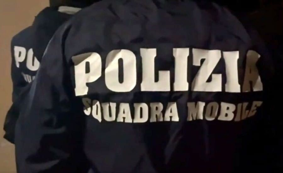 Finte verifiche all’impianto dell’acqua, due donne arrestate a Torino per furto aggravato