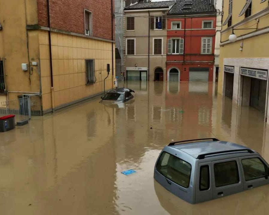 L'Emilia in ginocchio per anni di malgoverno nazionale. Ma per cambiare una soluzione c'è. Di Lorenza Morello*