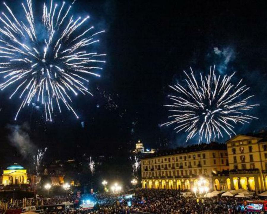 Torino festeggia San Giovanni, fuochi d'artificio sì ma “sostenibili”