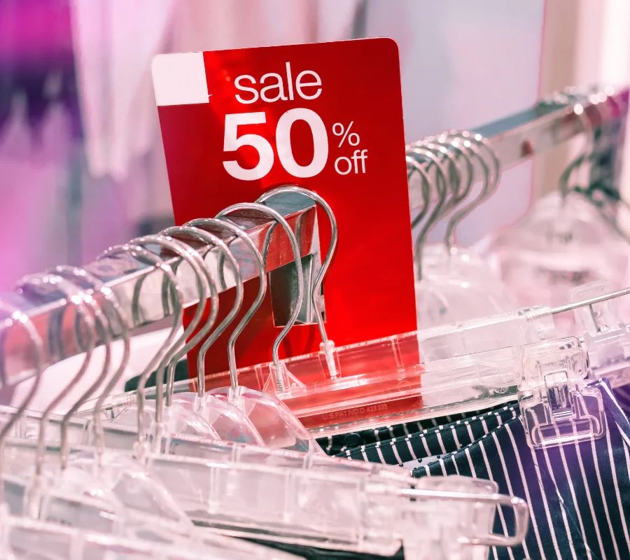 Saldi, domani ultimo giorno ma il bilancio è amaro: vendono meno sette negozi su dieci