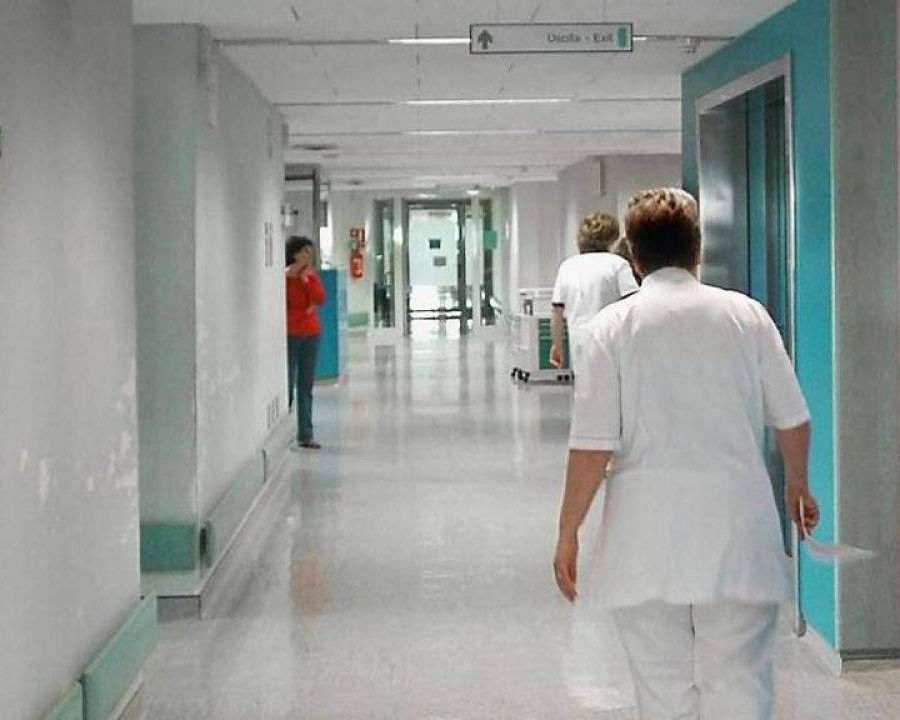 “Negli ospedali ritorno alla normalità senza abbassare la guardia”