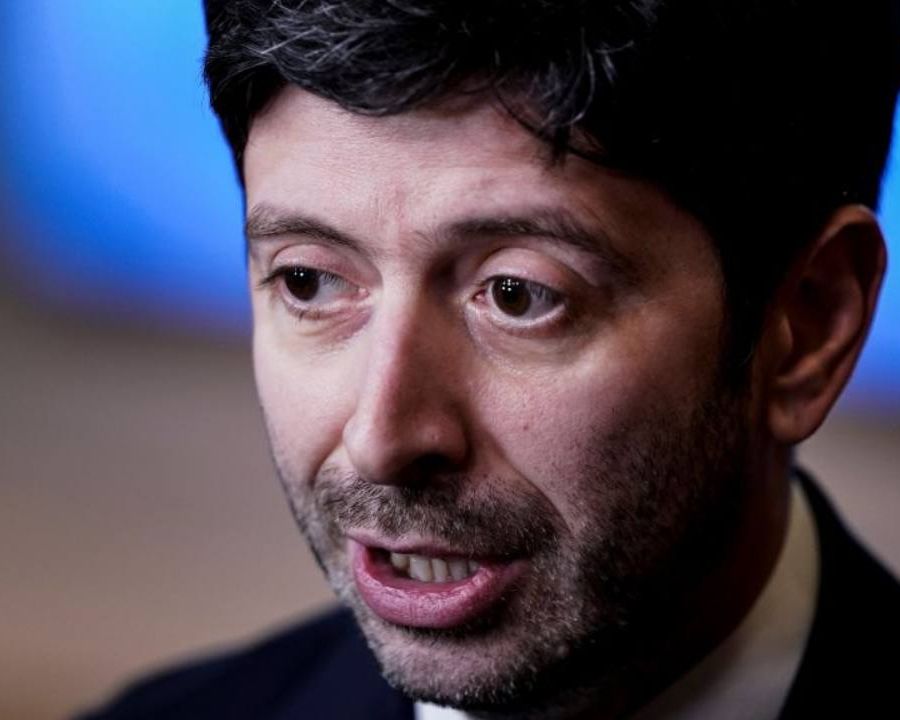 Dpcm, il ministro Speranza: “Fermezza per contenere virus&quot;