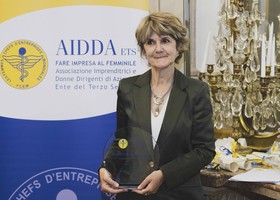 A Cristina Prandi il Premio Donna d'eccellenza Piemonte e Valle d'Aosta A Cristina Prandi il Premio Donna d'eccellenza Piemonte e Valle d'Aosta