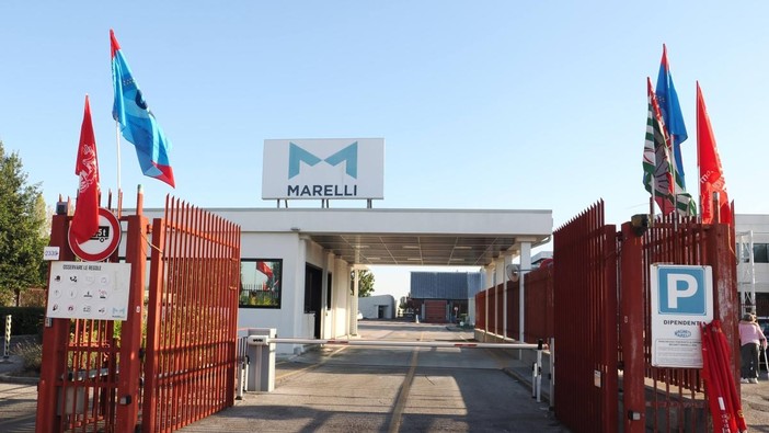 “Sospensione” alla Marelli di Crevalcore, condizione necessaria ma non sufficiente: si prosegue con la mobilitazione “Sospensione” alla Marelli di Crevalcore, condizione necessaria ma non sufficiente: si prosegue con la mobilitazione