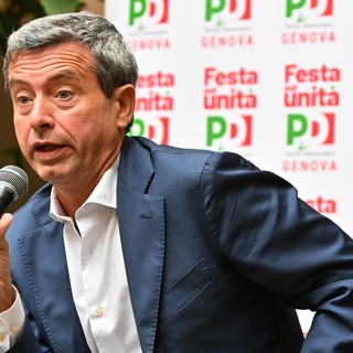 Il PD fa autocritica: se vogliamo un futuro dobbiamo difendere l’industria. Ma non una parola sulla strategia che aveva puntato tutto sugli eventi e sul turismo. Di Mino Giachino*