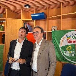 Bonelli (Europa Verde) a Torino: "Aria fresca per tutti" [video]