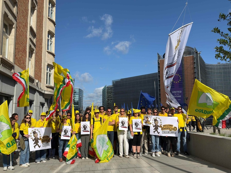 La Commissione minaccia l'agricoltura, Coldiretti piemonte vola a Bruxelles