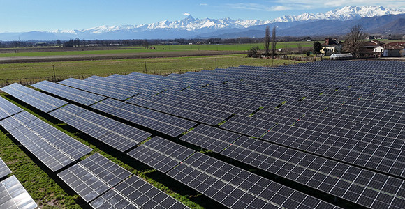Aree industriali dismesse per il fotovoltaico, vittoria di Coldiretti e dell'agricoltura torinese Aree industriali dismesse per il fotovoltaico, vittoria di Coldiretti e dell'agricoltura torinese