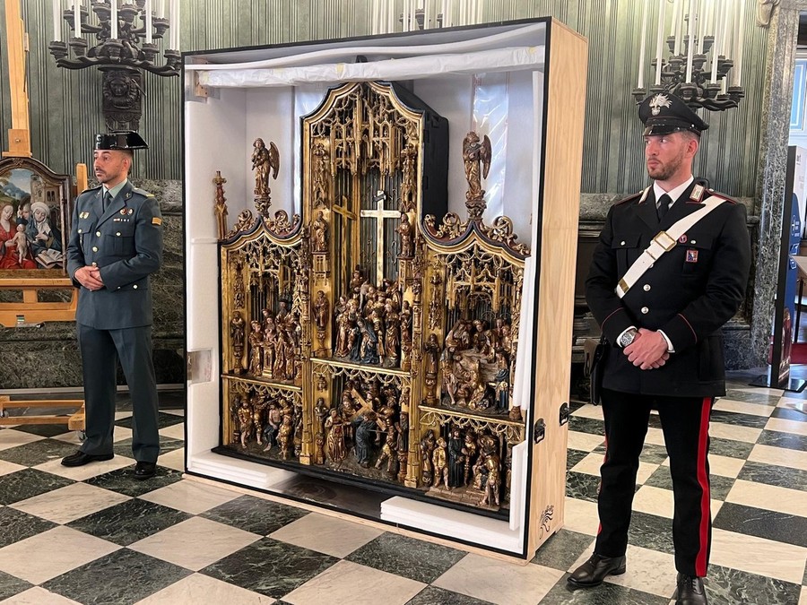 Operazione Retablo, scoperto traffico illecito internazionale di opere d'arte