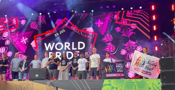 Europride 2027, Amsterdam ha passato il testimone a Torino Europride 2027, Amsterdam ha passato il testimone a Torino