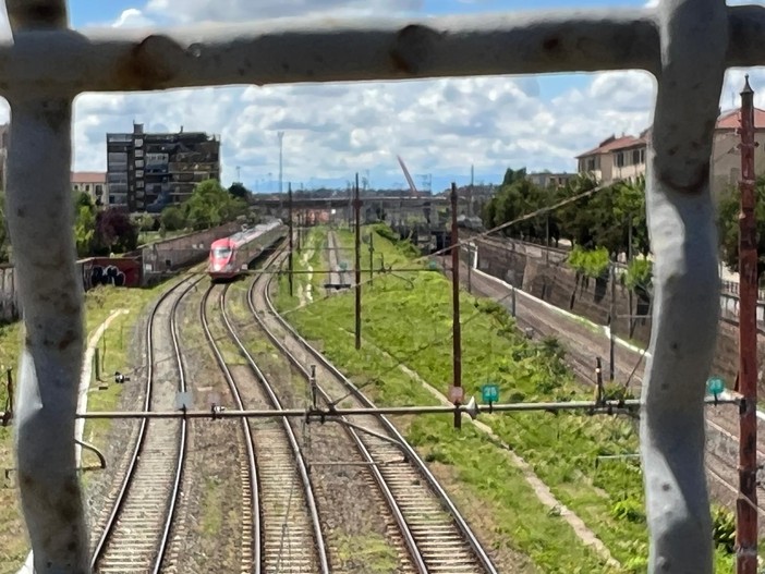 Refurtiva del ladro dei treni: online sul sito della Polizia l'elenco degli oggetti trovati Refurtiva del ladro dei treni: online sul sito della Polizia l'elenco degli oggetti trovati