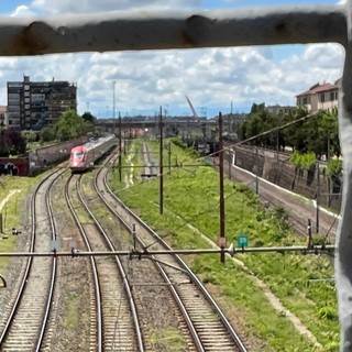 Refurtiva del ladro dei treni: online sul sito della Polizia l'elenco degli oggetti trovati