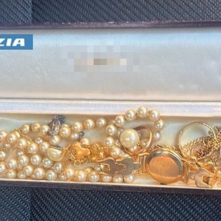 Torino, finto poliziotto tenta la truffa a un 94enne: arrestato dalla Polizia di Stato