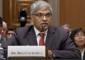Bhattacharya alla Commissione Covid: “Lockdown inefficaci e i vaccini non hanno fermato i contagi” Bhattacharya alla Commissione Covid: “Lockdown inefficaci e i vaccini non hanno fermato i contagi”