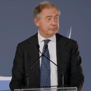 125 anni di Fiat, il ministro Urso: “L’impresa che ha fondato l’industria italiana deve assumersi la responsabilità sociale del rilancio dell’auto italiana”